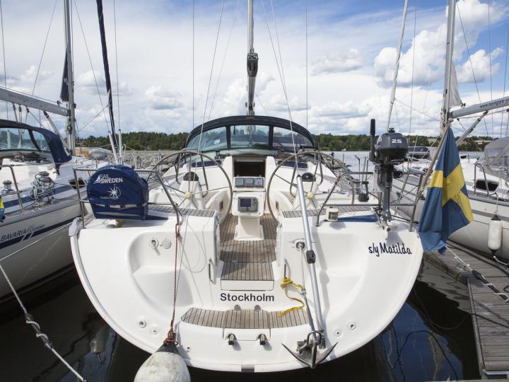 Cruise the beautiful Stockholm archipelago, Sweden aboard this great boat for rent.