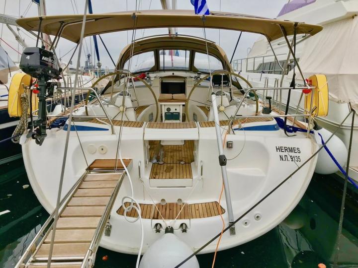 A great boat for rent - discover all Lavrio, Greece can offer aboard a sail boat.