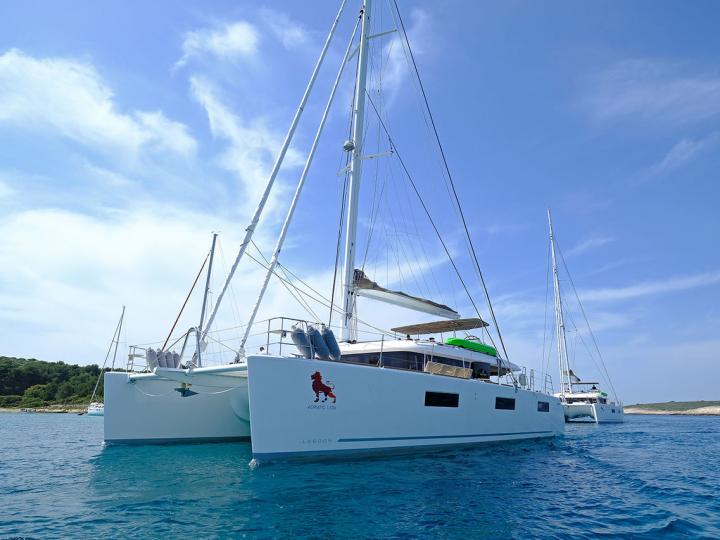 Amazing catamaran for rent in Split, Croatia - rent a boat for up to 10 guests.