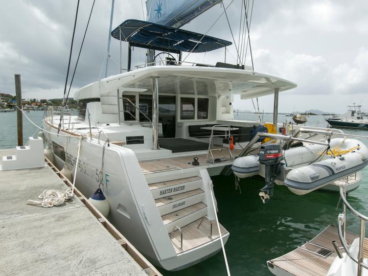 Charter a catamaran boat in Tortola, BVI - the Haxter Baxter for 10 guests.