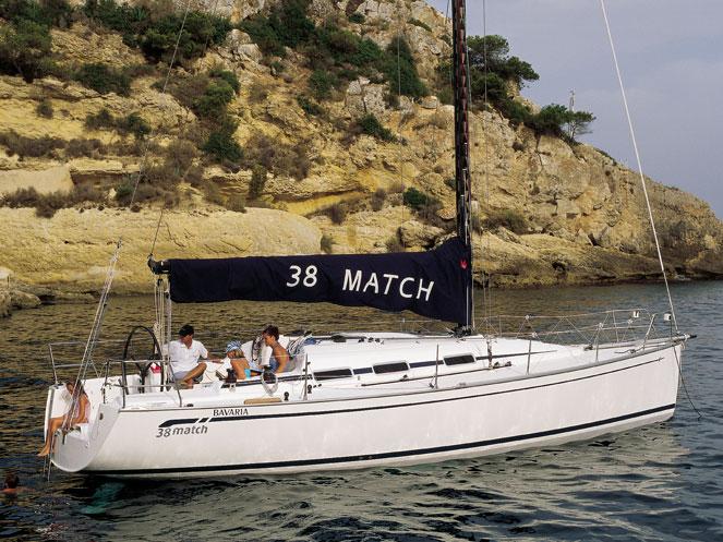 Rent a boat in Primošten, Croatia - an affordable vacation trip on a yacht charter for 4 guests.