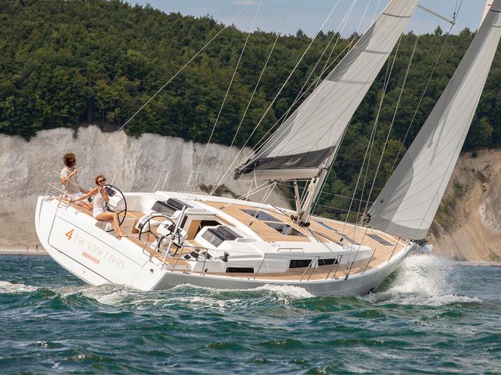 Boat for rent in Zadar, Croatia. Book a great yacht charter for 6 guests.