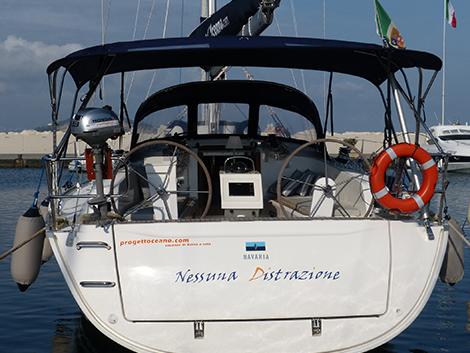 Boat rental in Procida, Italy for up to 6 guests - discover sailing on a sail boat.