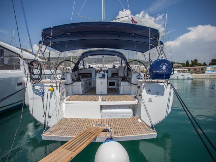 Rent this wonderful new sailboat near Split, Croatia - the ultimate vacation holiday on a yacht charter for 8 guests!