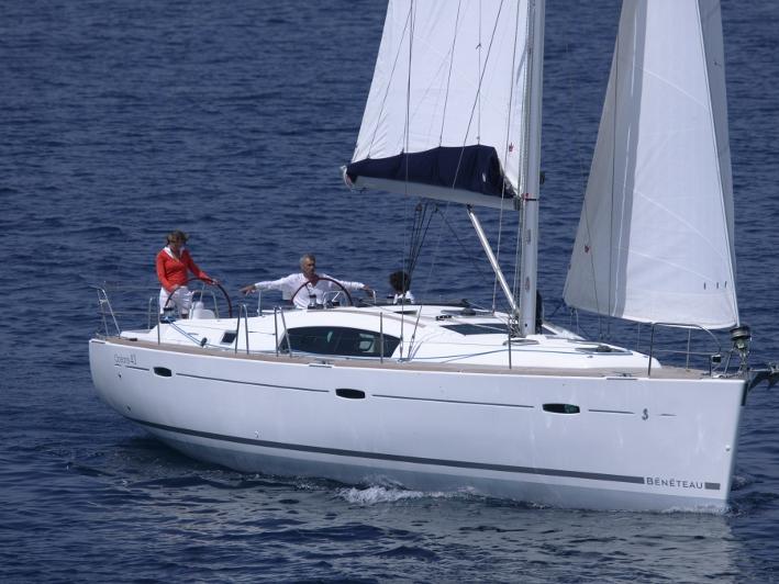 Rent a boat in Italy, Toscana coast, for up to 8 guests.