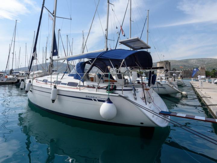 Boat for rent & yacht charter in Trogir, Croatia for up to 4 guests.