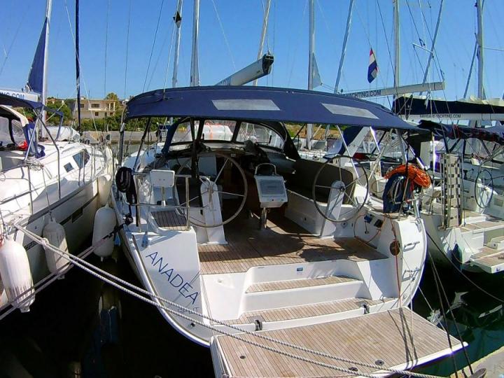 Yacht charter in Athens, Central Greece - a 8 guests sailboat Anadea.