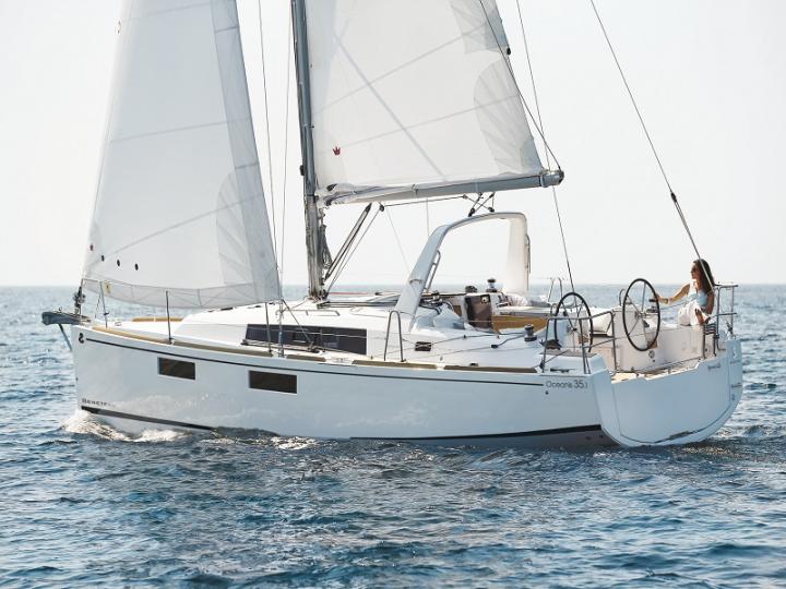 Rent a beautiful 34ft sail boat in Split, Croatia.