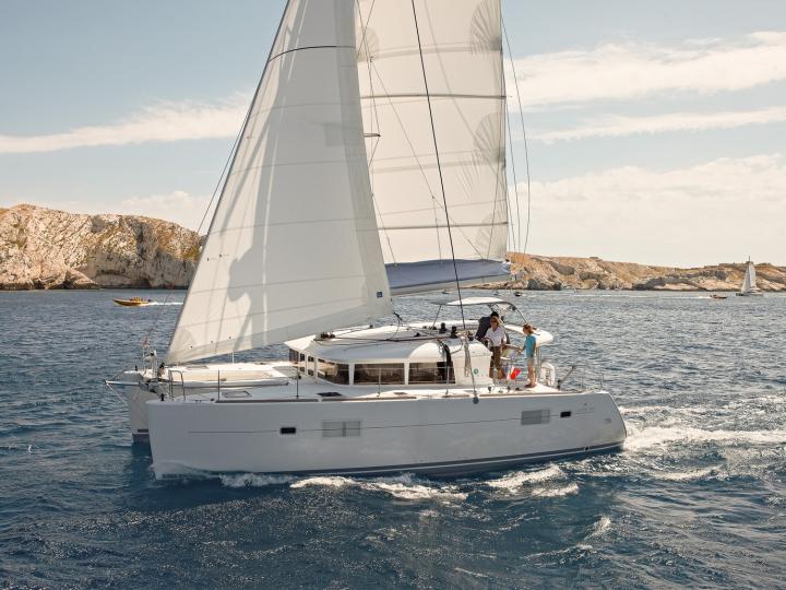Beautiful catamaran rental in Lavrio, Greece - yacht charter for up to 12 guests.